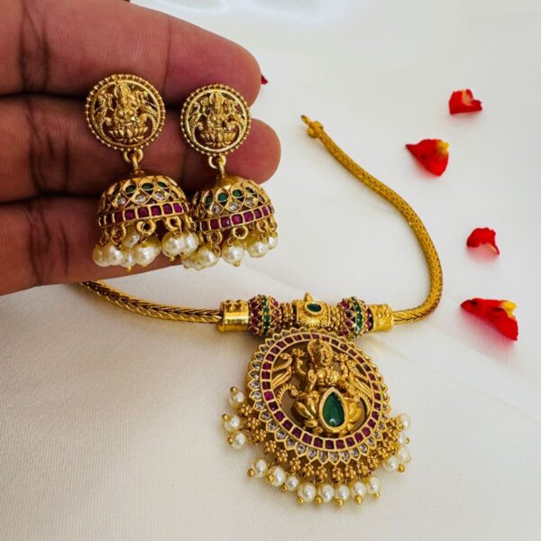 Lakshmi Temple Necklace Set - Image 3