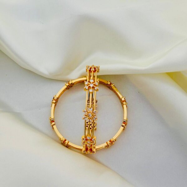 Blossom Tria - Image 3