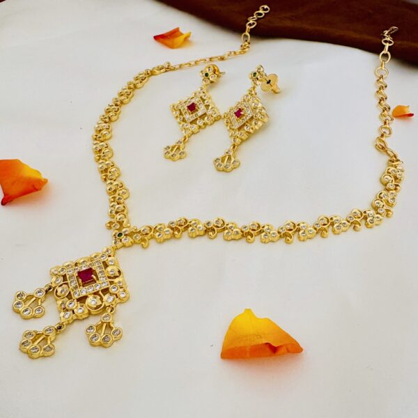 Kanaka A.D. Necklace Set - Image 3