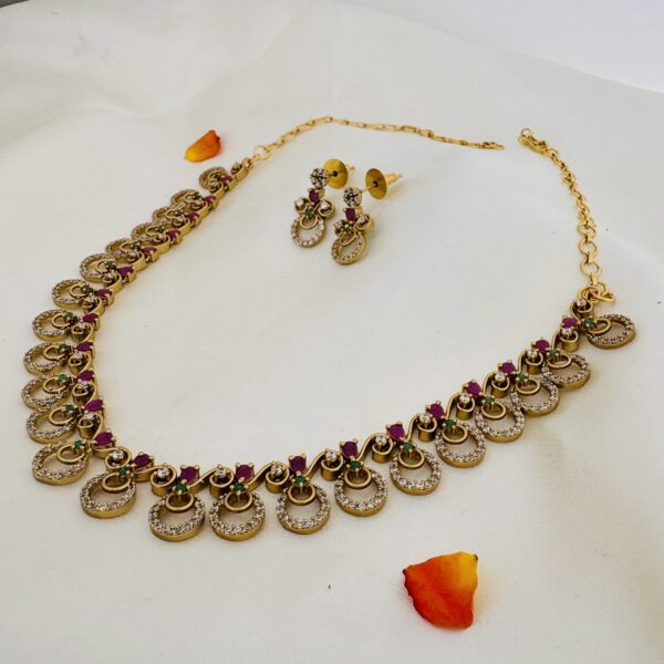 AD Ruby Circles Antique Choker Set - Image 3