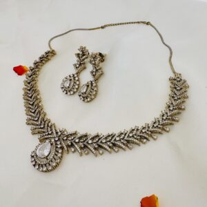 AD Crystal Drop Elegance Necklace Set