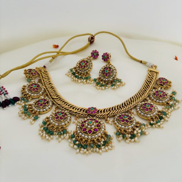Floral Antique Jalebi Necklace with Green Drops & Earrings