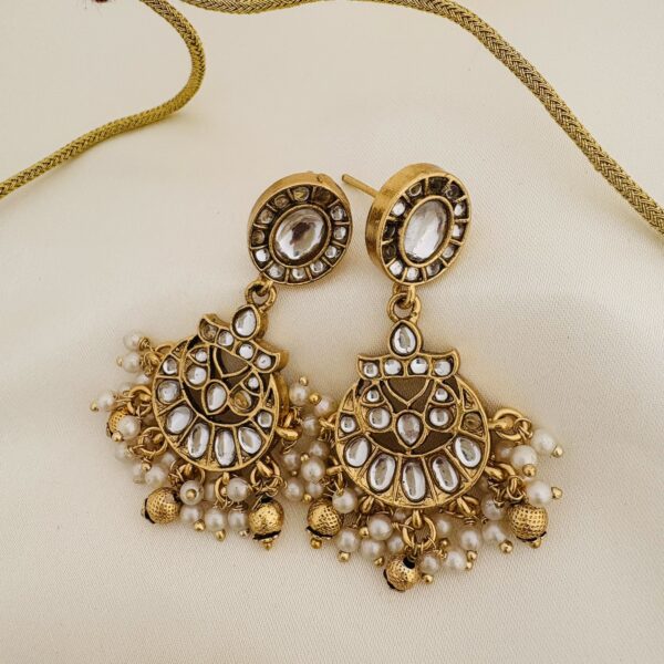 Antique Kundan Choker Set with Crescent Motifs and Pearl Drops - Image 2