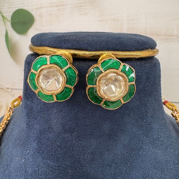 Floral Kundan Necklace Set - Image 2