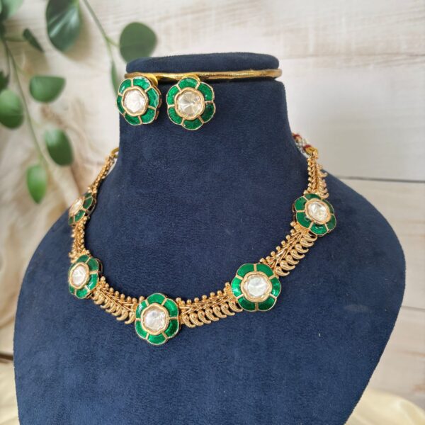 Floral Kundan Necklace Set