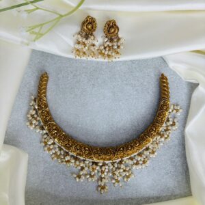 Gutta Pusalu Hasli Necklace set