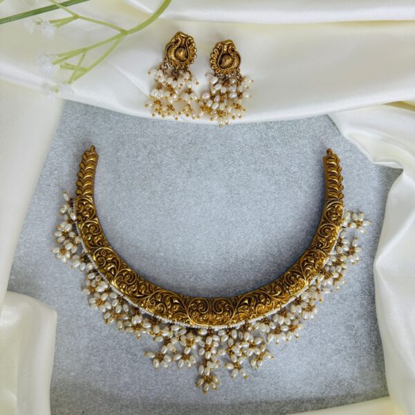 Gutta Pusalu Hasli Necklace set