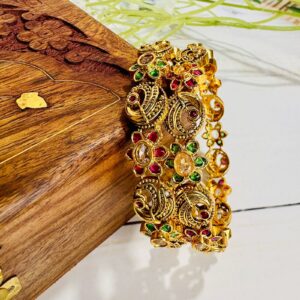 Antique Floral Design Temple Bangles