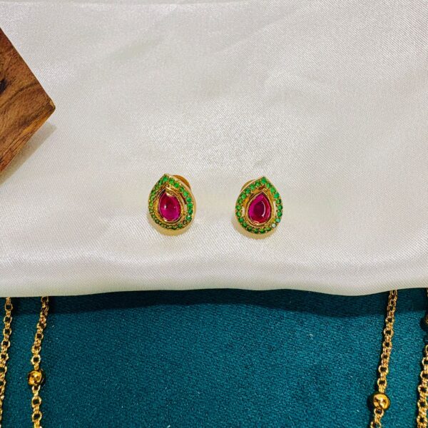 Double Layer Liner Chain with Studs - Image 2