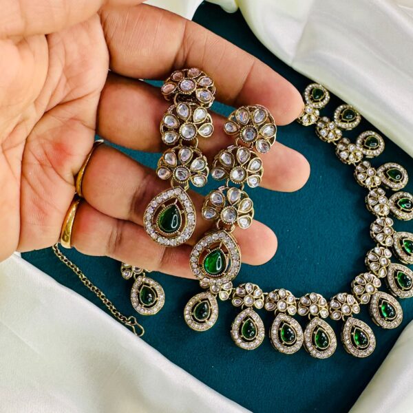 Premium Kundan elegant Set - Image 5